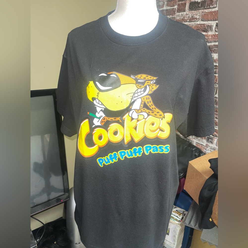 Cookies T Shirt. Puff Puff Pass. Nwot. Sz. L.